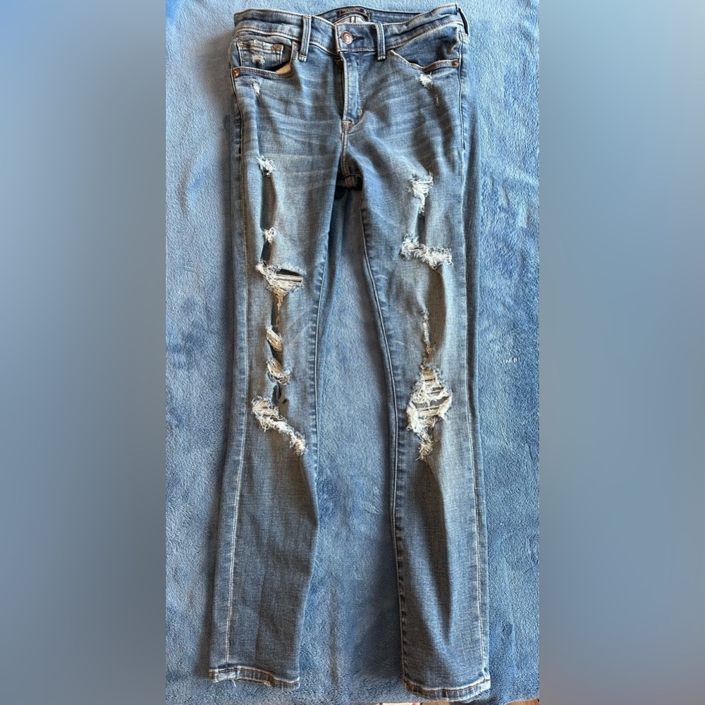 Abercrombie& Fitch High Rise super skinny ankle Jean